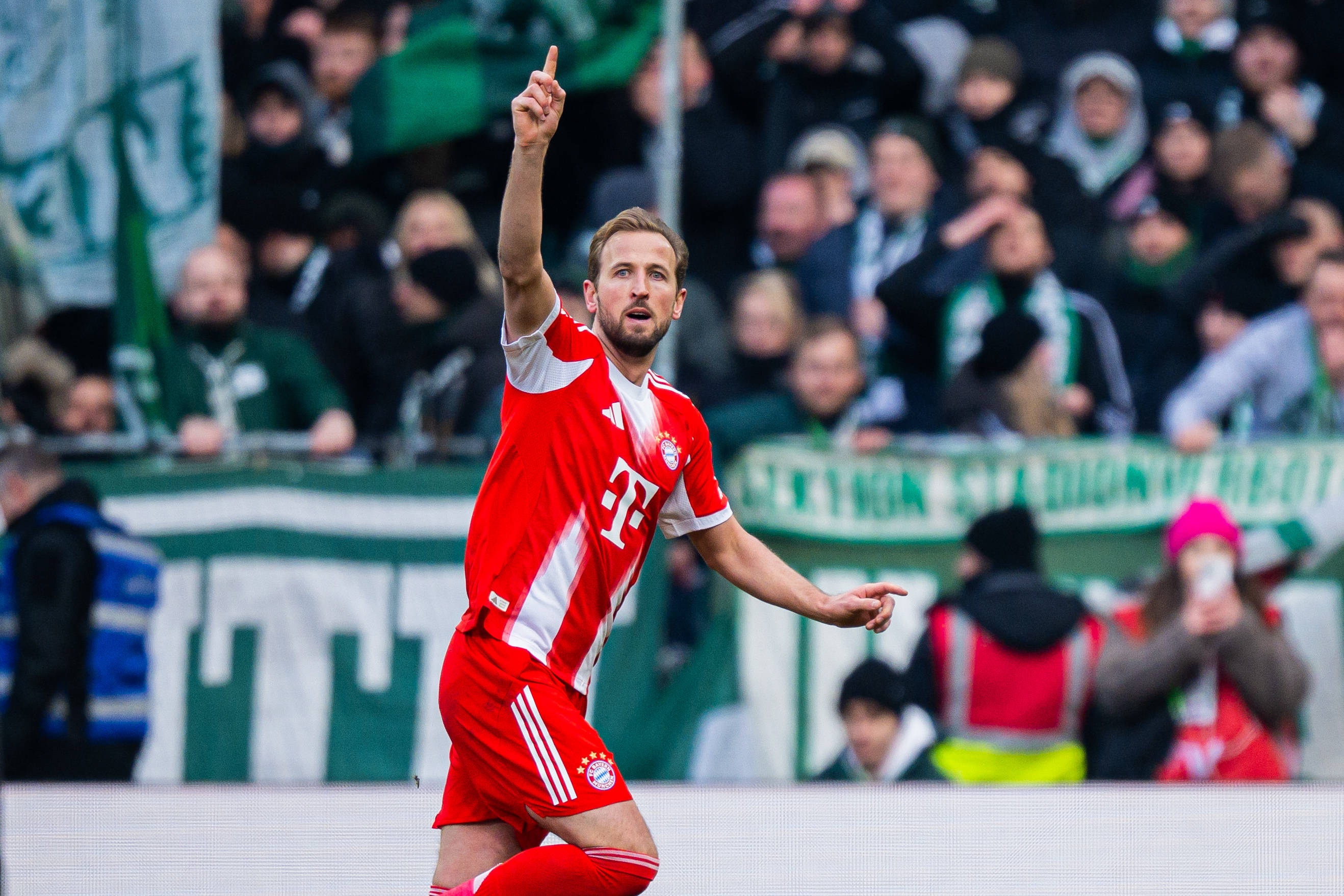 开云官方网站-凯恩：想打破莱万进球纪录会很难，他在这个阶段曾多次帽子戏法